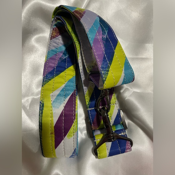 LUG: Mini Dory Crossbody - Picture 7 of 7